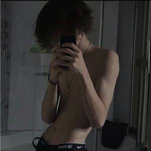 Meet your Posher, Eli